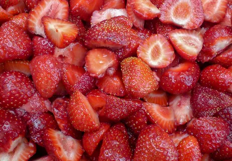 geschnittene Erdbeeren